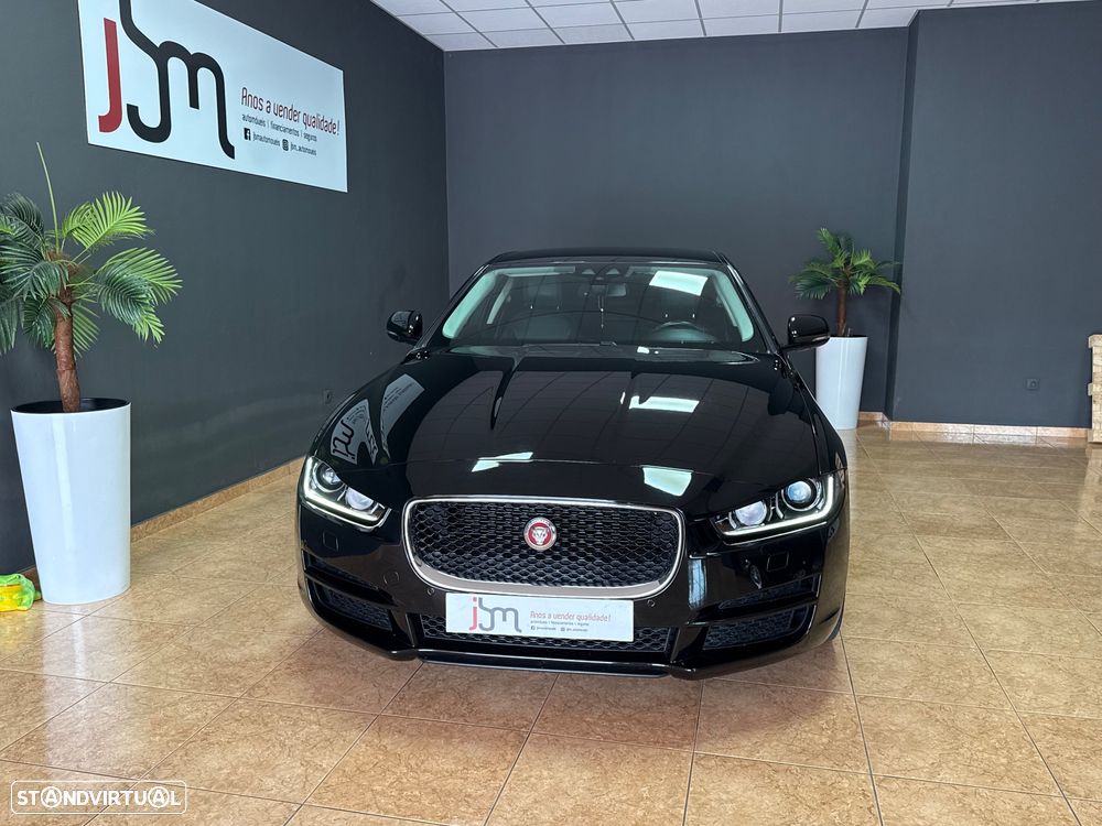 Jaguar XE 2.0 D Portfolio Aut. - 2