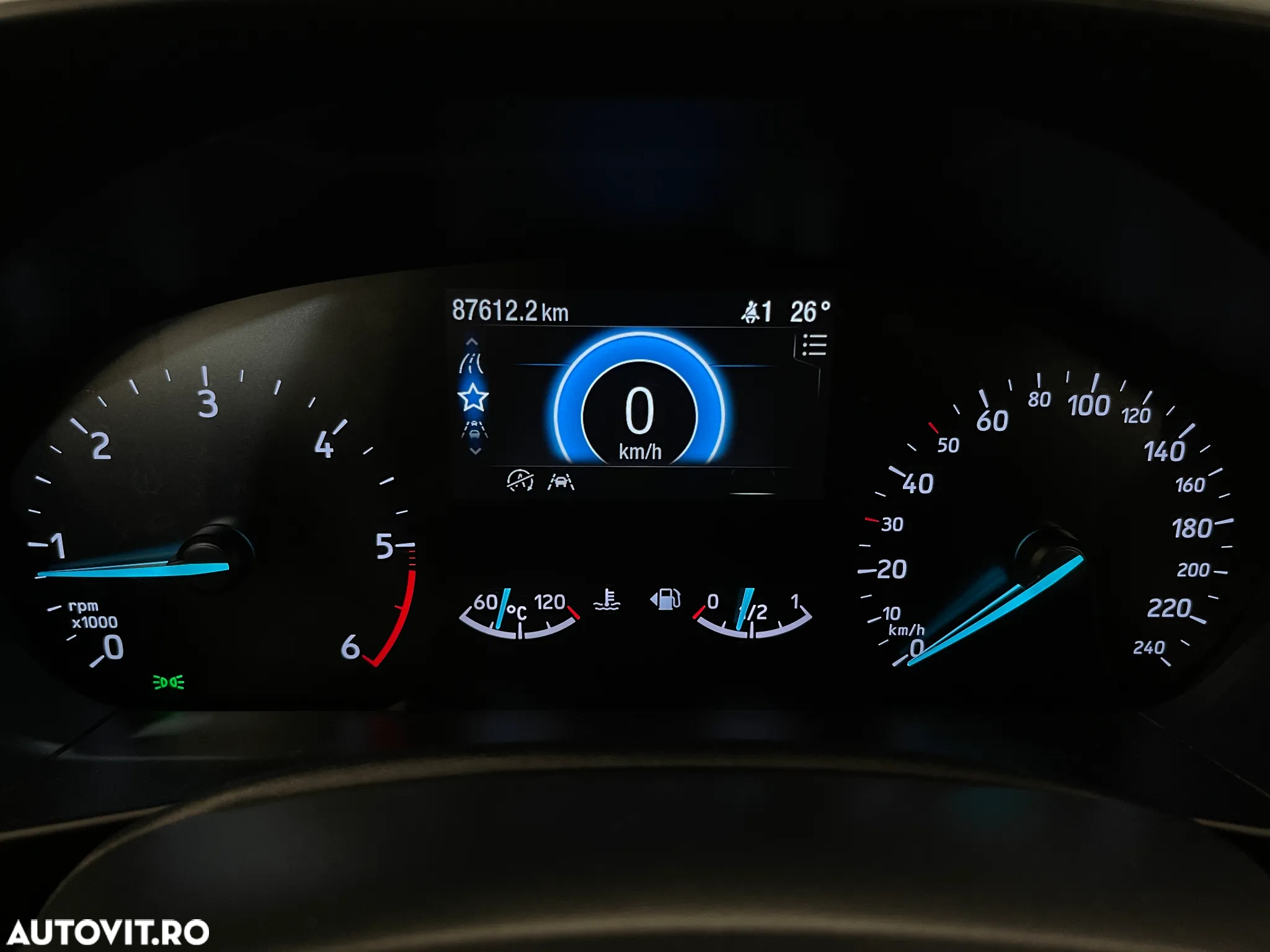 Ford Focus 1.5 EcoBlue Connected - 30