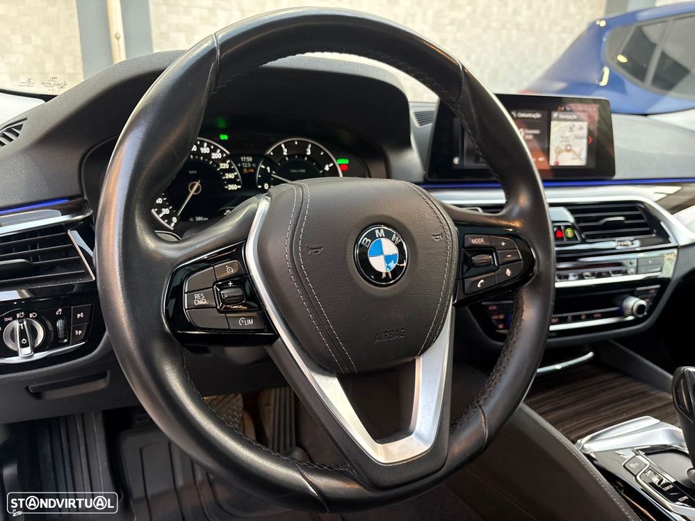 BMW 520 d Line Luxury Auto - 6