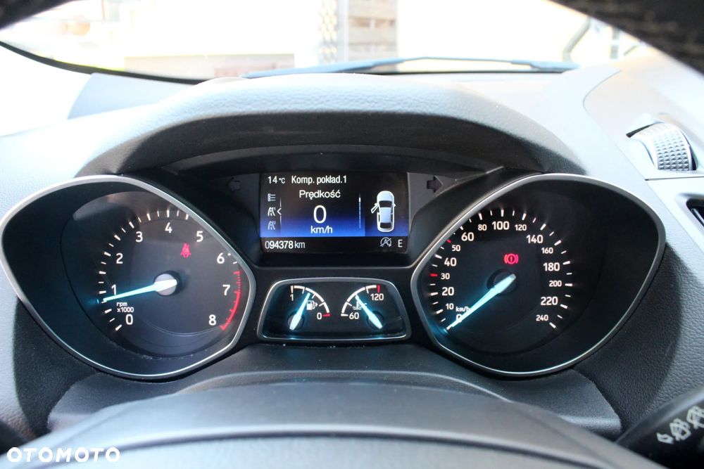 Ford Kuga 1.5 EcoBoost 2x4 Trend - 6