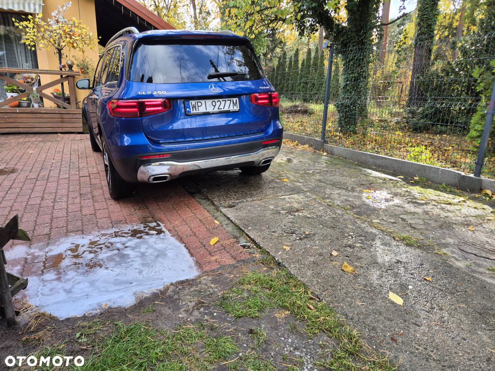 Mercedes-Benz GLB 250 4Matic 8G-DCT Edition AMG Line - 16