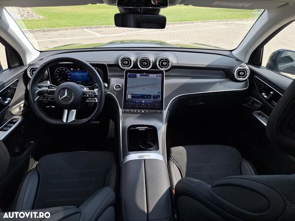 Mercedes-Benz GLC 300 e 4MATIC - 12
