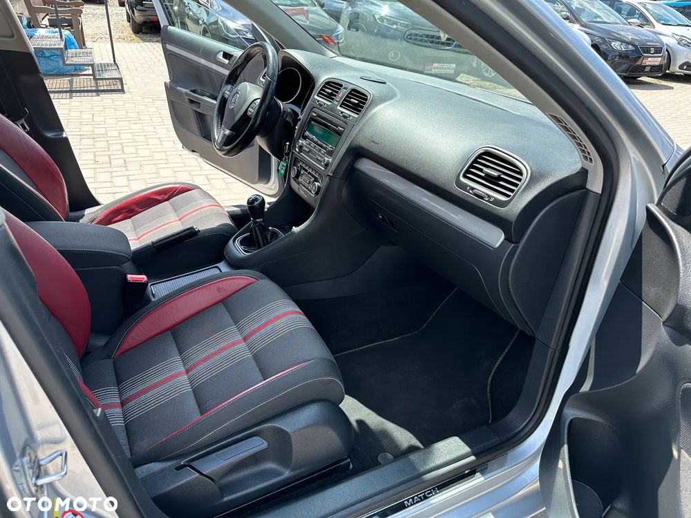 Volkswagen Golf - 19