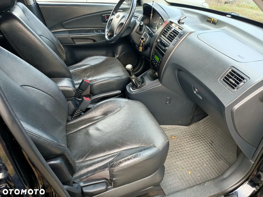 Hyundai Tucson 2.0 2WD FIFA World Cup - 19