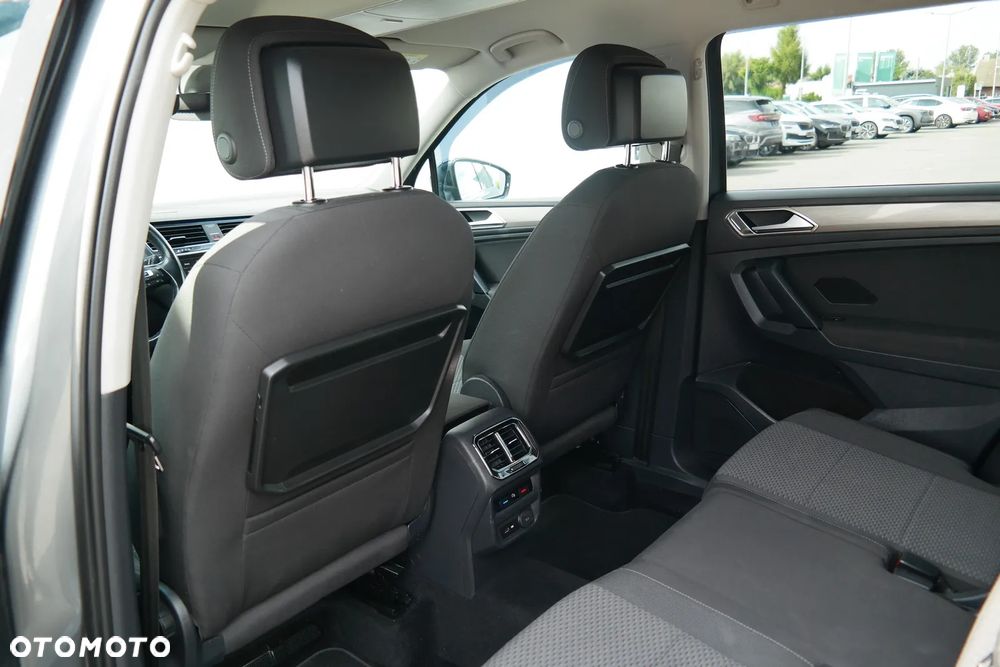 Volkswagen Tiguan Allspace 2.0 TSI 4Mot Comfortline DSG - 8