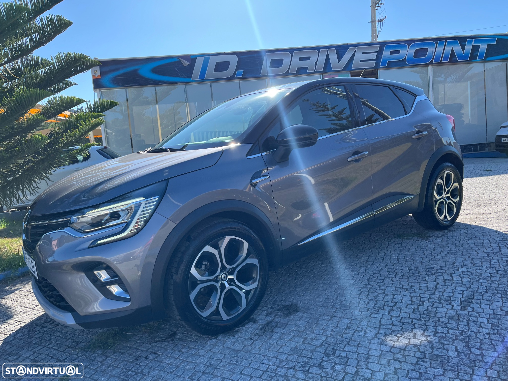 Renault Captur 1.0 TCe Exclusive - 12