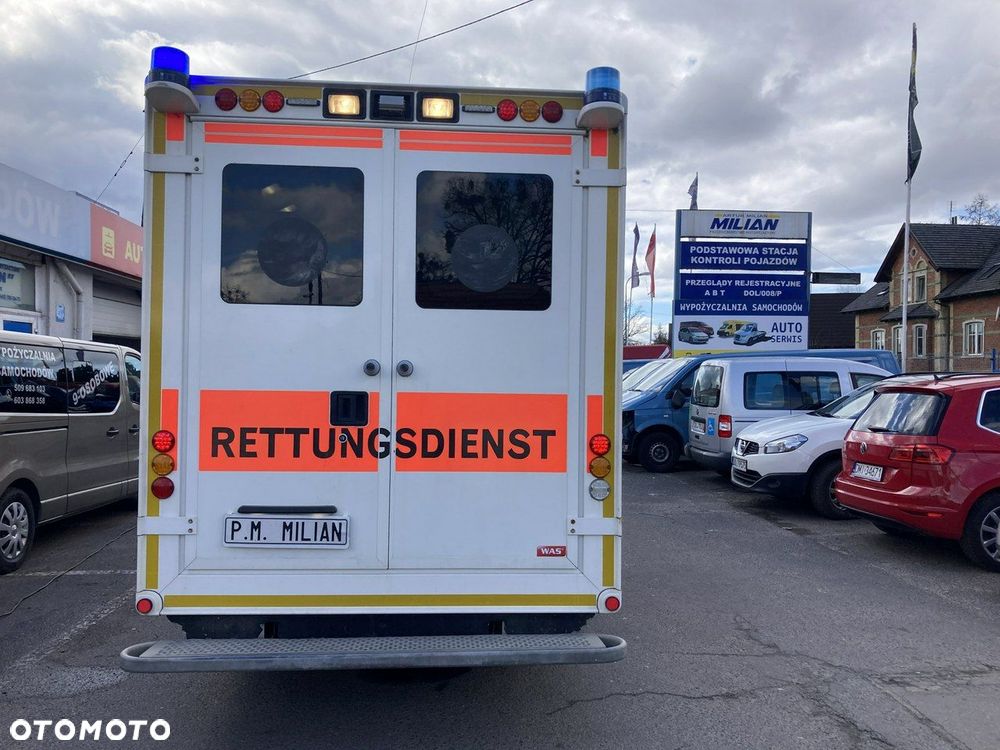 Mercedes-Benz Sprinter - 23