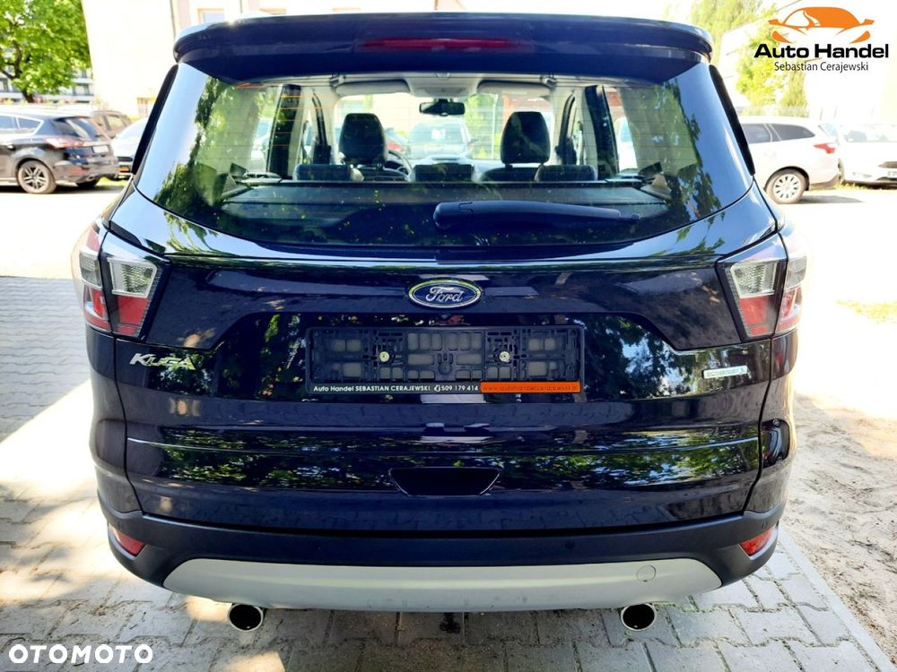 Ford Kuga 1.5 EcoBoost 2x4 Titanium - 10