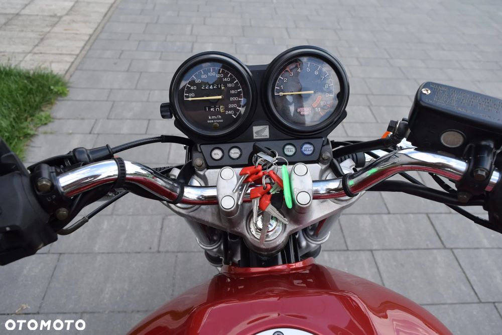 Honda CB - 11