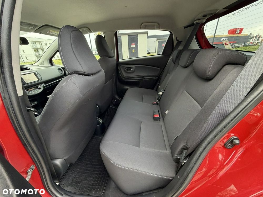 Toyota Yaris 1.33 VVT-i Executive - 34