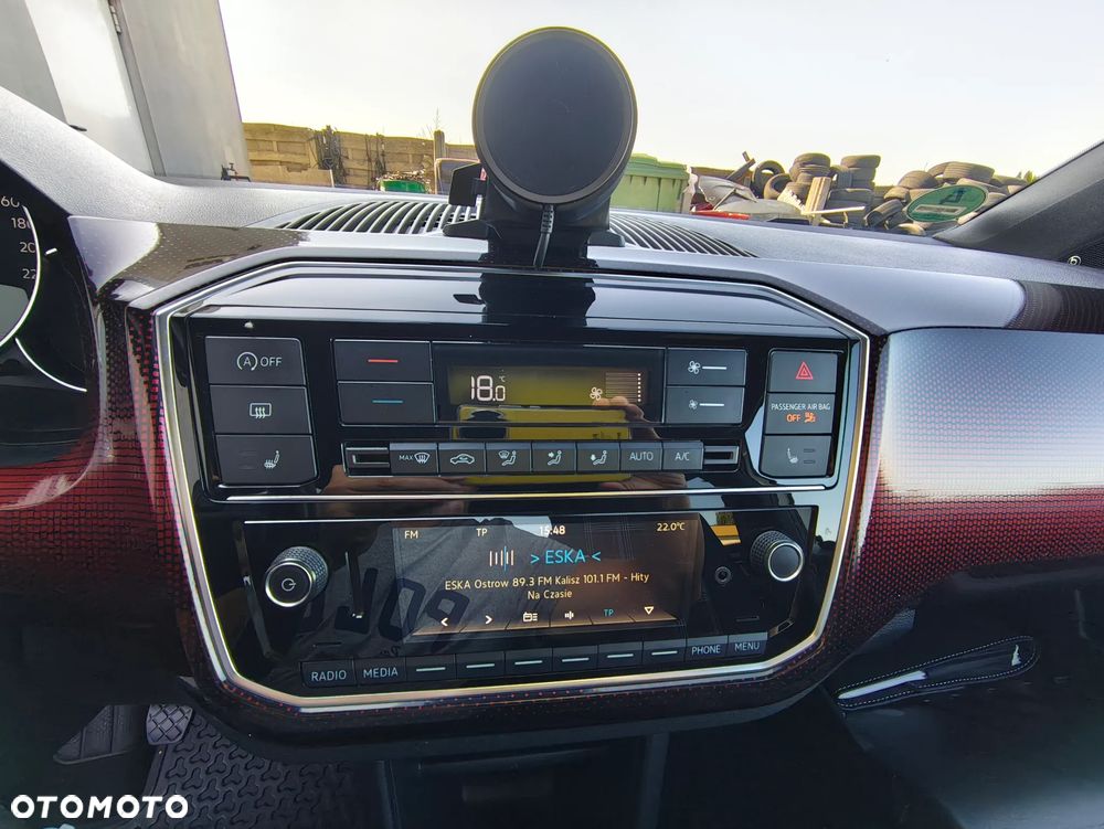 Volkswagen up! GTI - 17