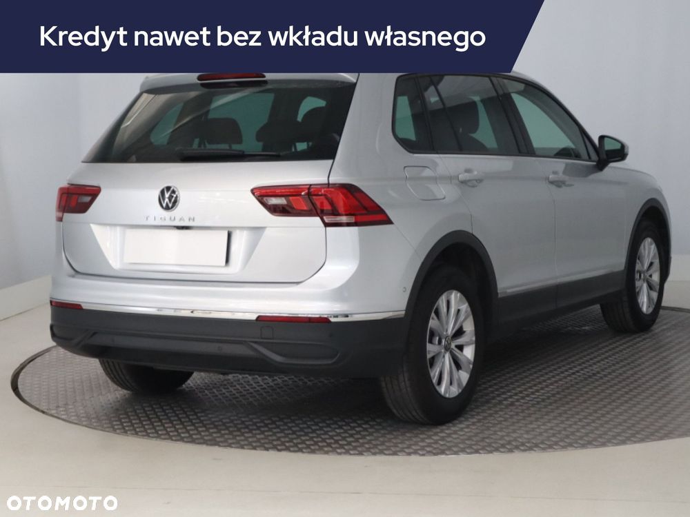 Volkswagen Tiguan - 7