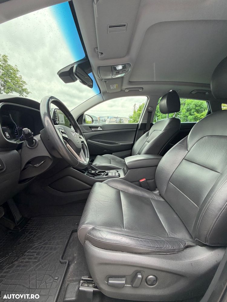 Hyundai Tucson - 2