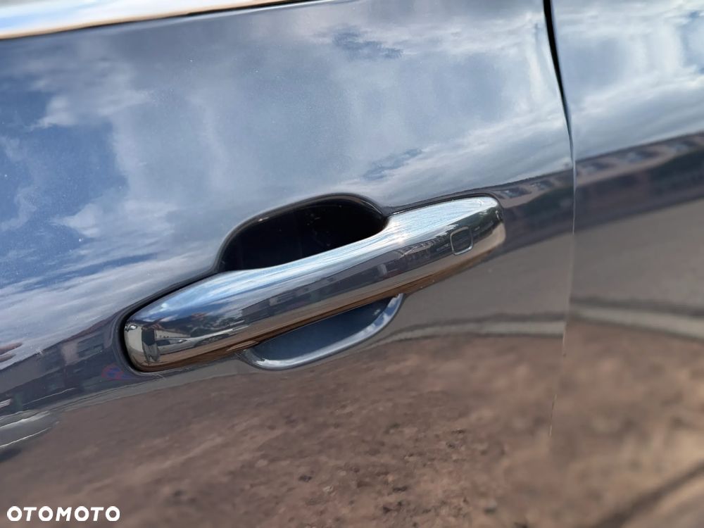 Volvo XC 60 B4 B Momentum Pro - 17