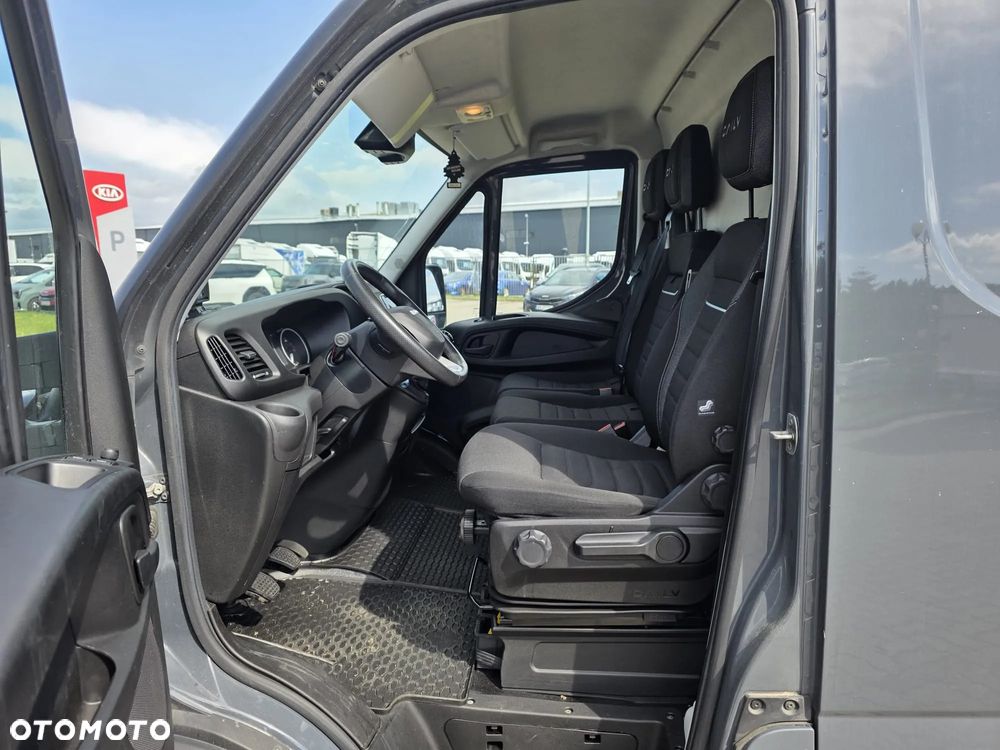 Iveco 35S18V Chłodnia Izoterma Furgon Maxi Izolowany Blaszak Krajowy 3l 180KM Ledy Nawigacja - 10