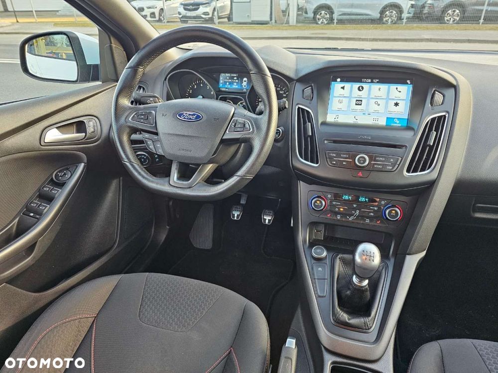 Ford Focus - 19