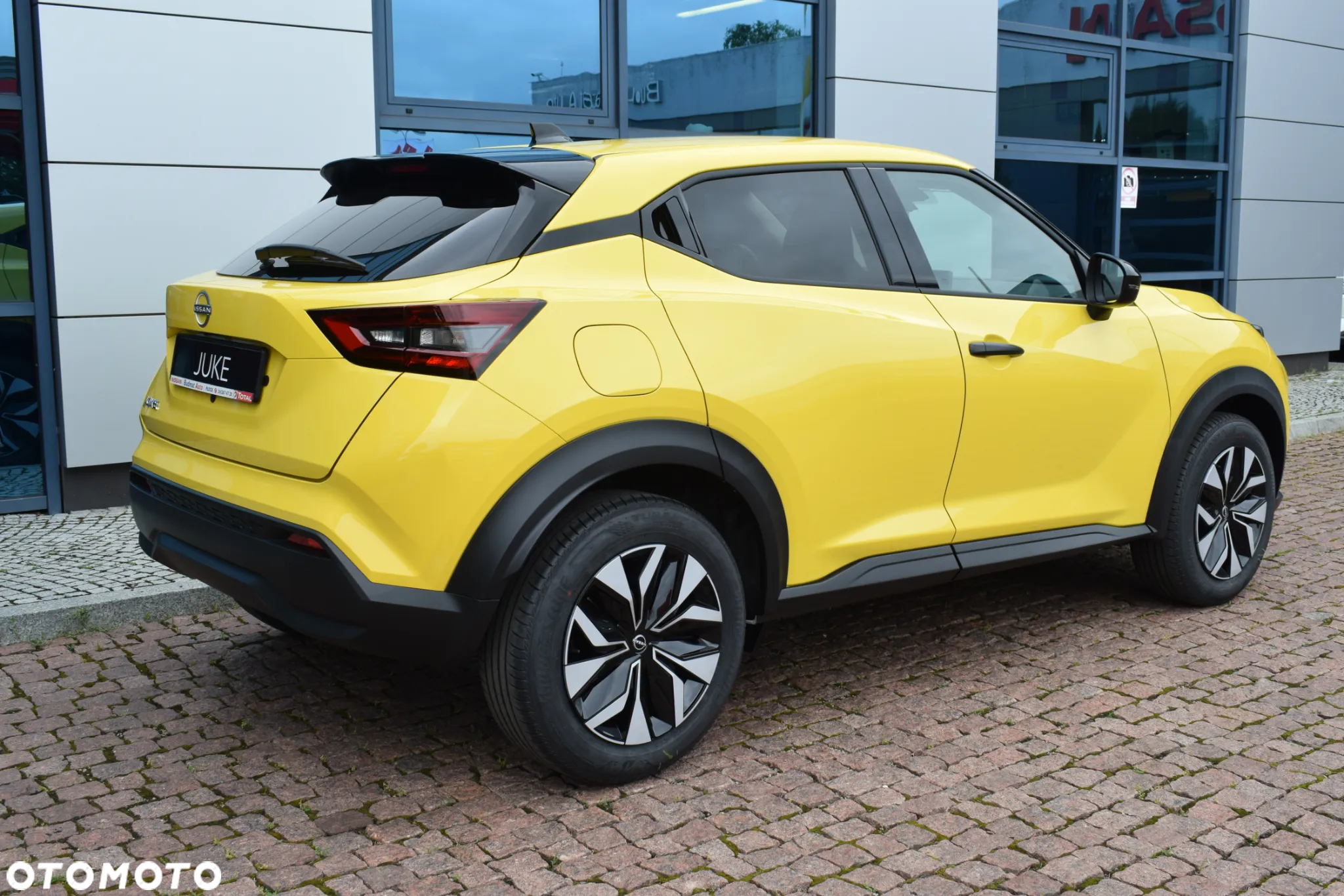 Nissan Juke 1.0 DIG-T Acenta - 3