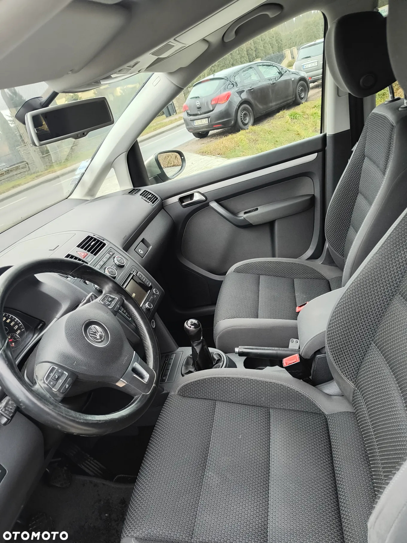 Volkswagen Touran 2.0 TDI Trendline - 6
