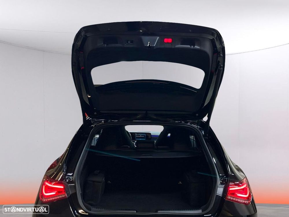Mercedes-Benz CLA 250 e Shooting Brake AMG Line - 20
