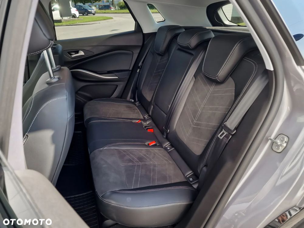 Opel Grandland X - 16