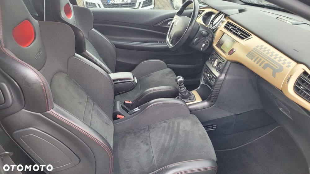 Citroën DS3 Racing - 12