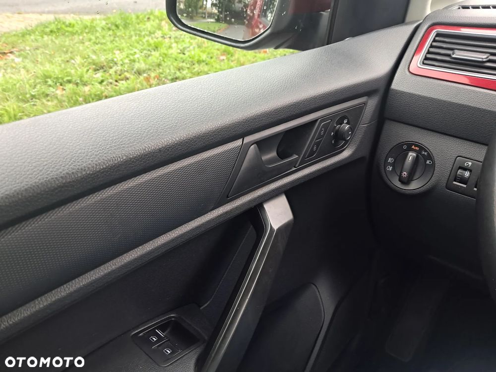 Volkswagen CADDY - 10
