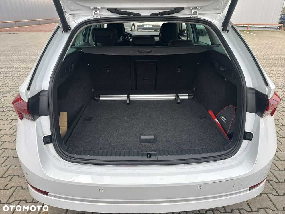 Skoda Octavia 1.5 TSI ACT Style - 16