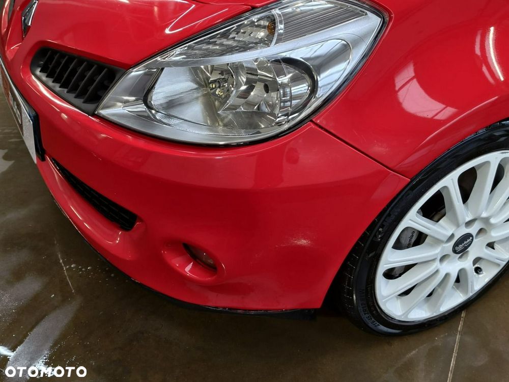 Renault Clio - 23
