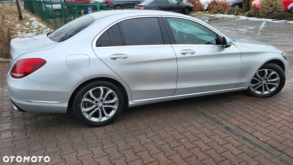 Mercedes-Benz Klasa C 180 (BlueEFFICIENCY) Avantgarde - 17
