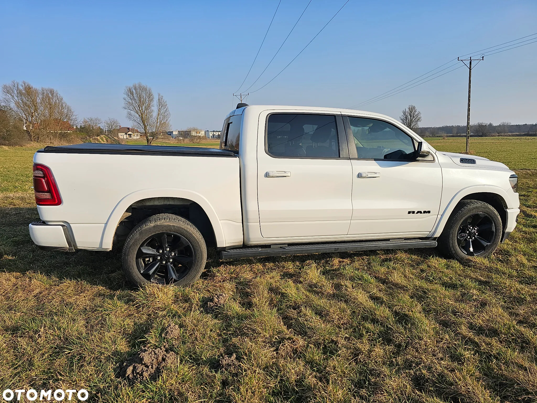 RAM 1500 5.7 Crew Cab Laramie - 34