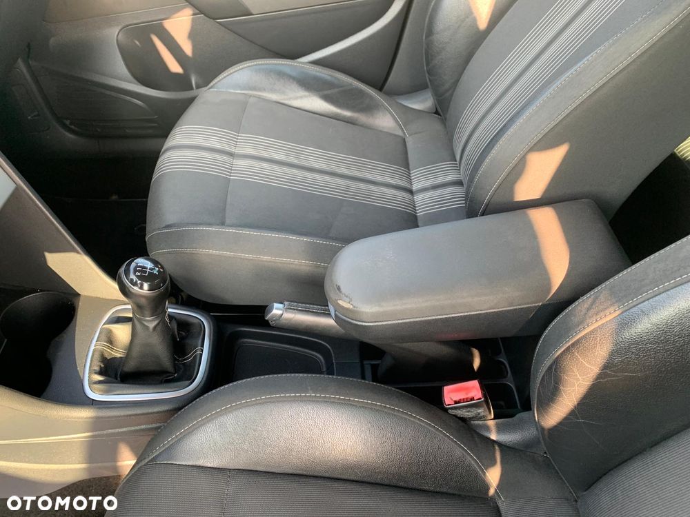 Volkswagen Polo 1.6 TDI Blue Motion Technology Life - 32