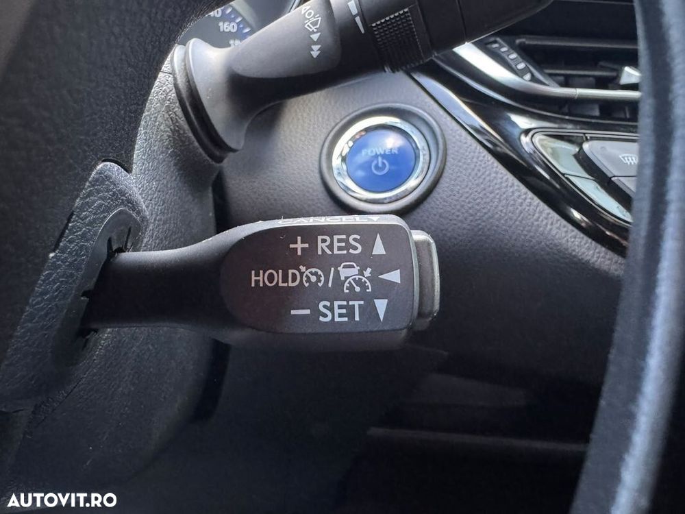 Toyota C-HR 1.8 HSD 122 CP 4x2 CVT Core - 23