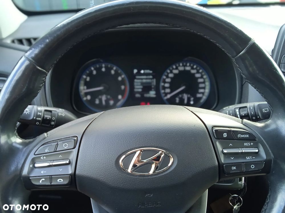 Hyundai Kona 1.6 T-GDI DCT 4WD Premium - 11