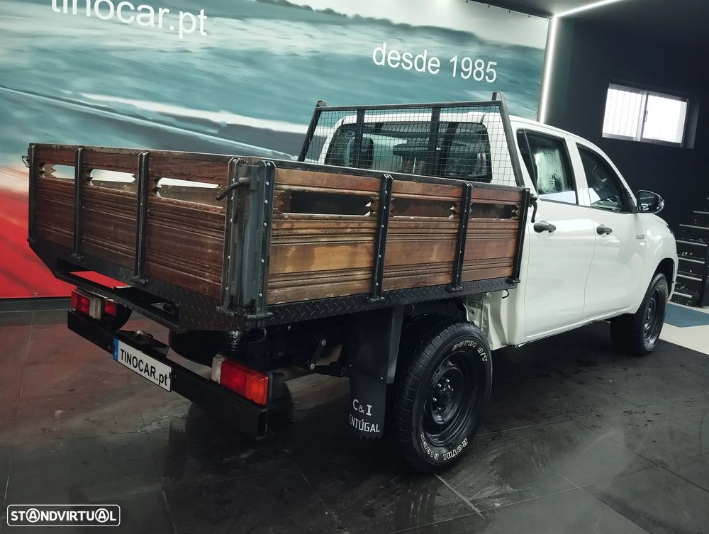 Toyota Hilux 2.4 D-4D 4WD CD CM - 5