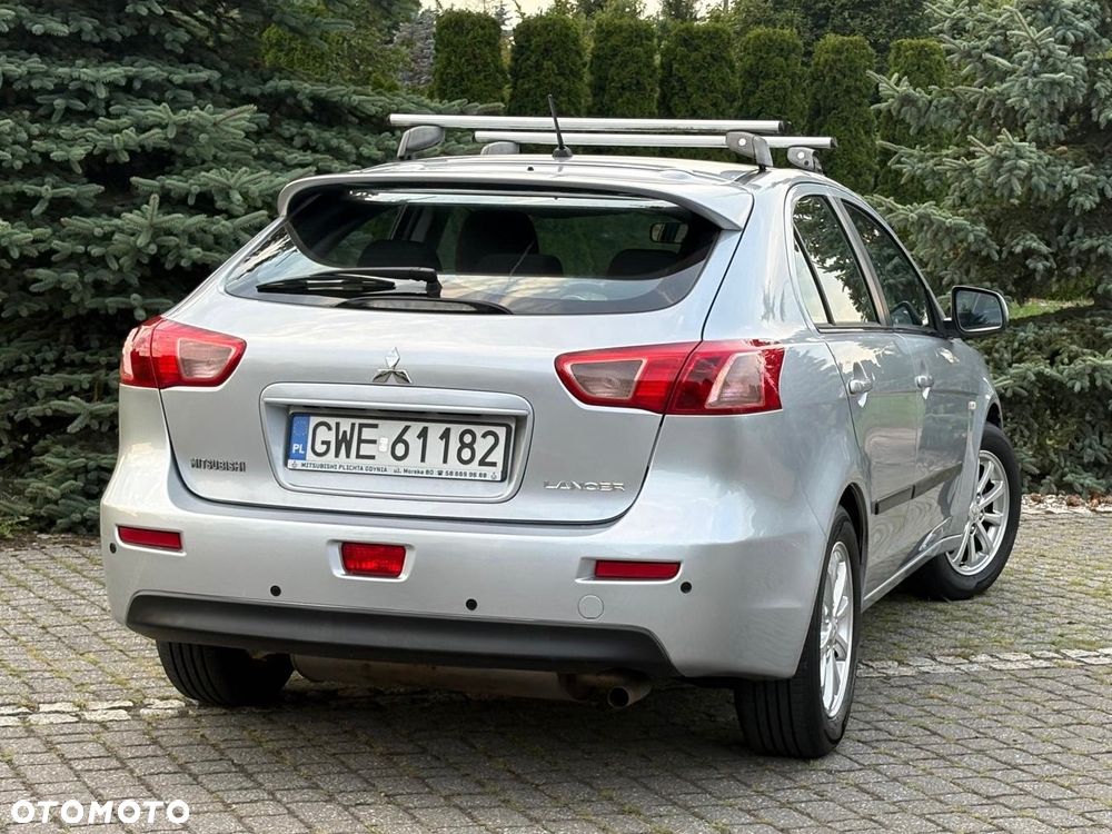 Mitsubishi Lancer 1.6 Invite - 28
