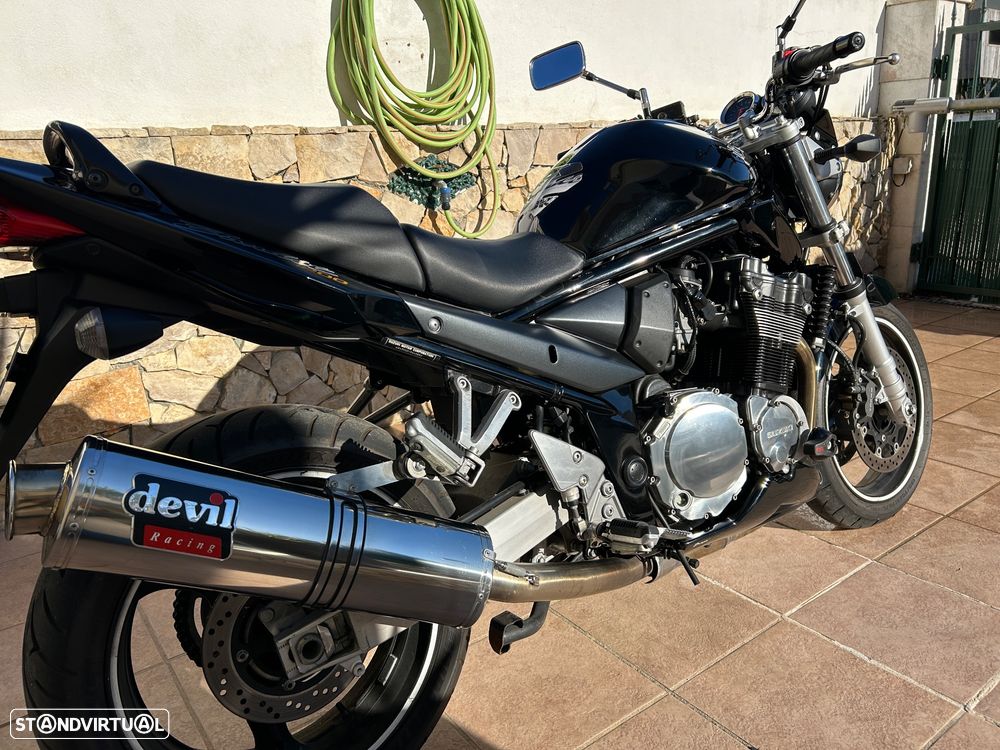 Suzuki Bandit Carburada - 2