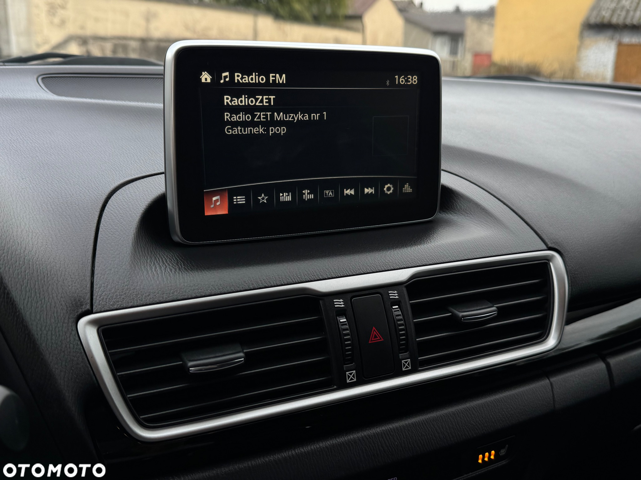 Mazda 3 SKYACTIV-G 120 Sports-Line - 26