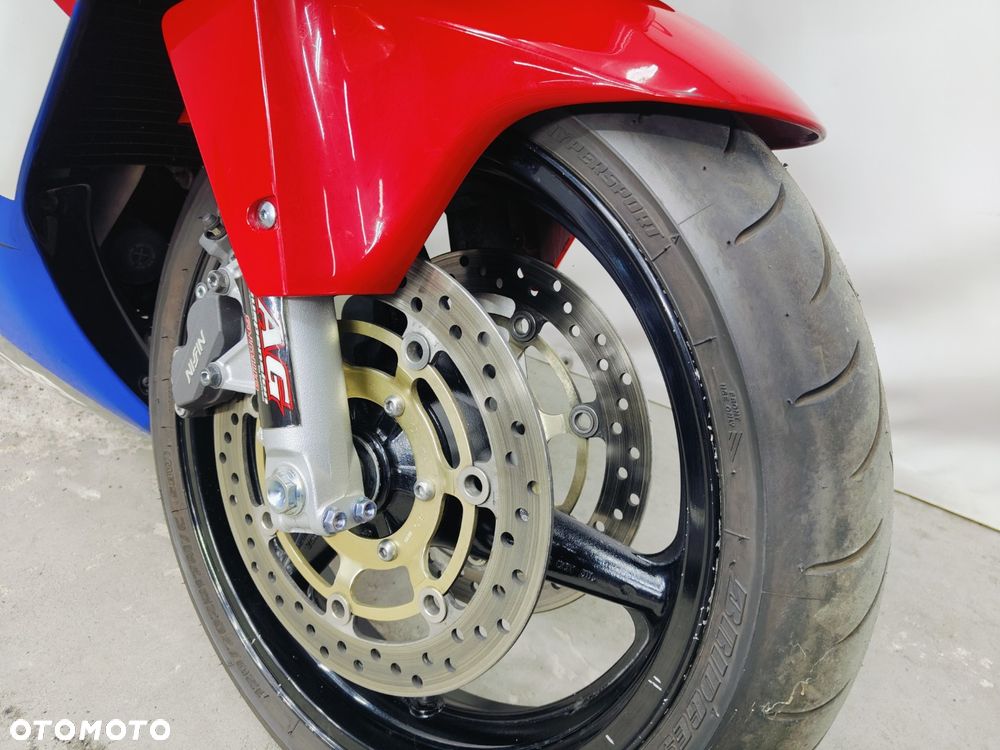 Honda CBR - 5