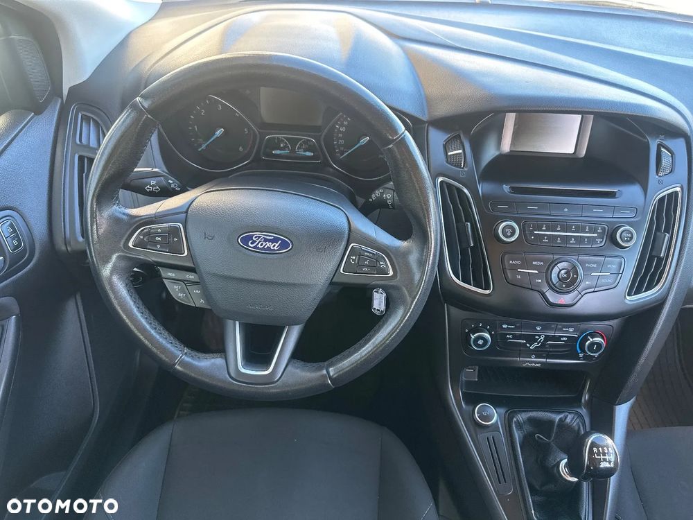 Ford Focus 1.5 TDCi Gold X - 27