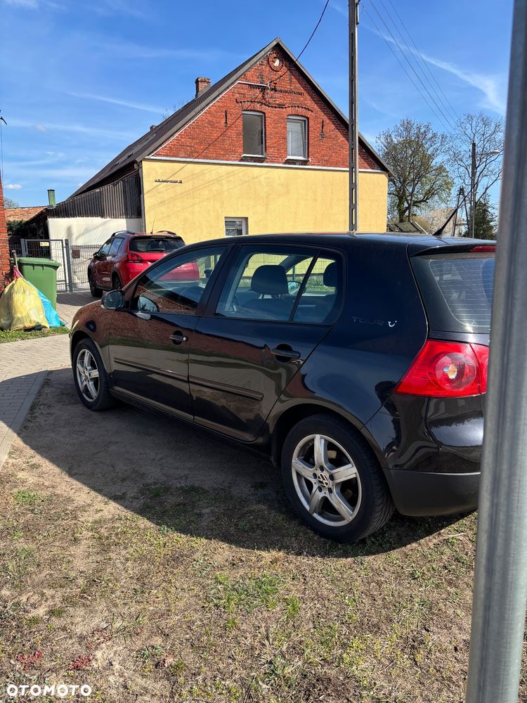 Volkswagen Golf 1.6 Tour - 4