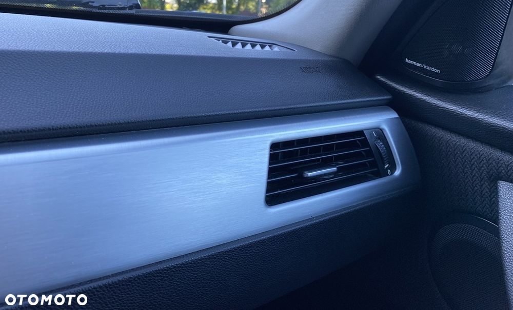 BMW Seria 3 320d DPF Efficient Dynamics Edition - 7