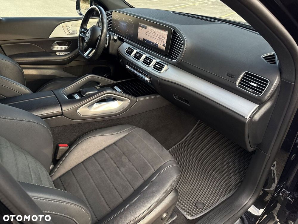 Mercedes-Benz GLE - 24