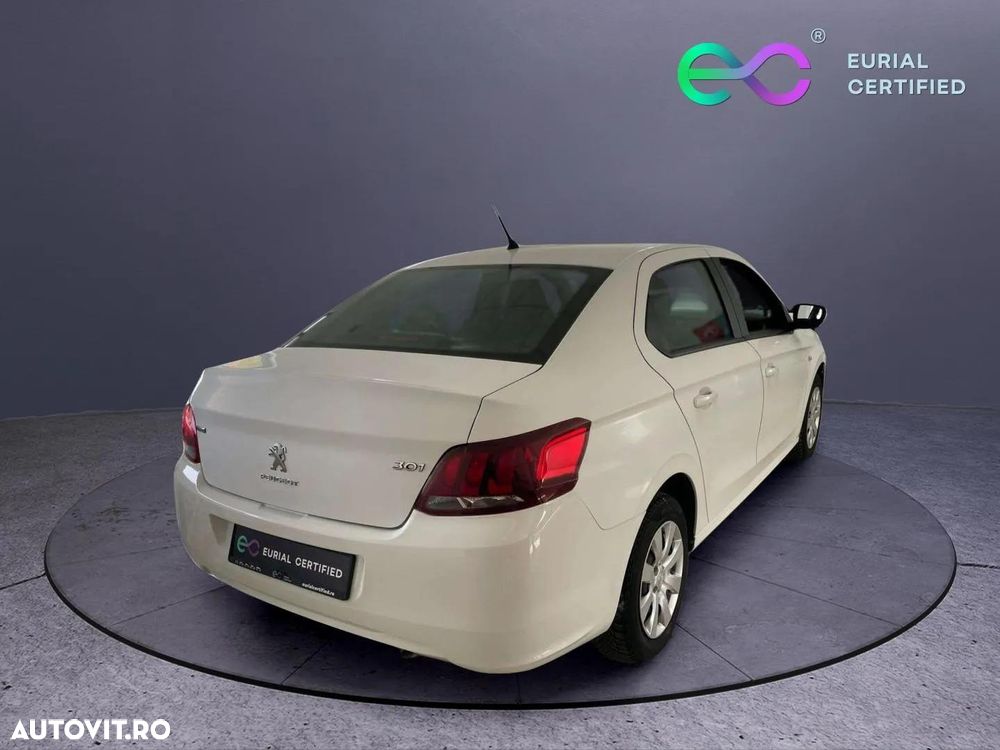 Peugeot 301 1.2 PureTech Active - 6
