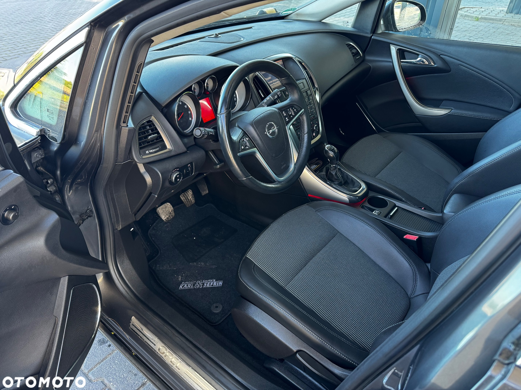 Opel Astra 1.4 Turbo Cosmo - 23