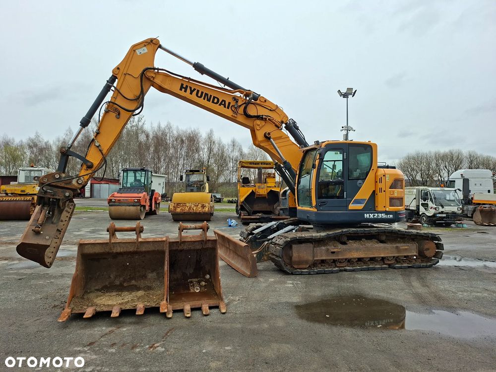 Hyundai HX235 LCR - 30