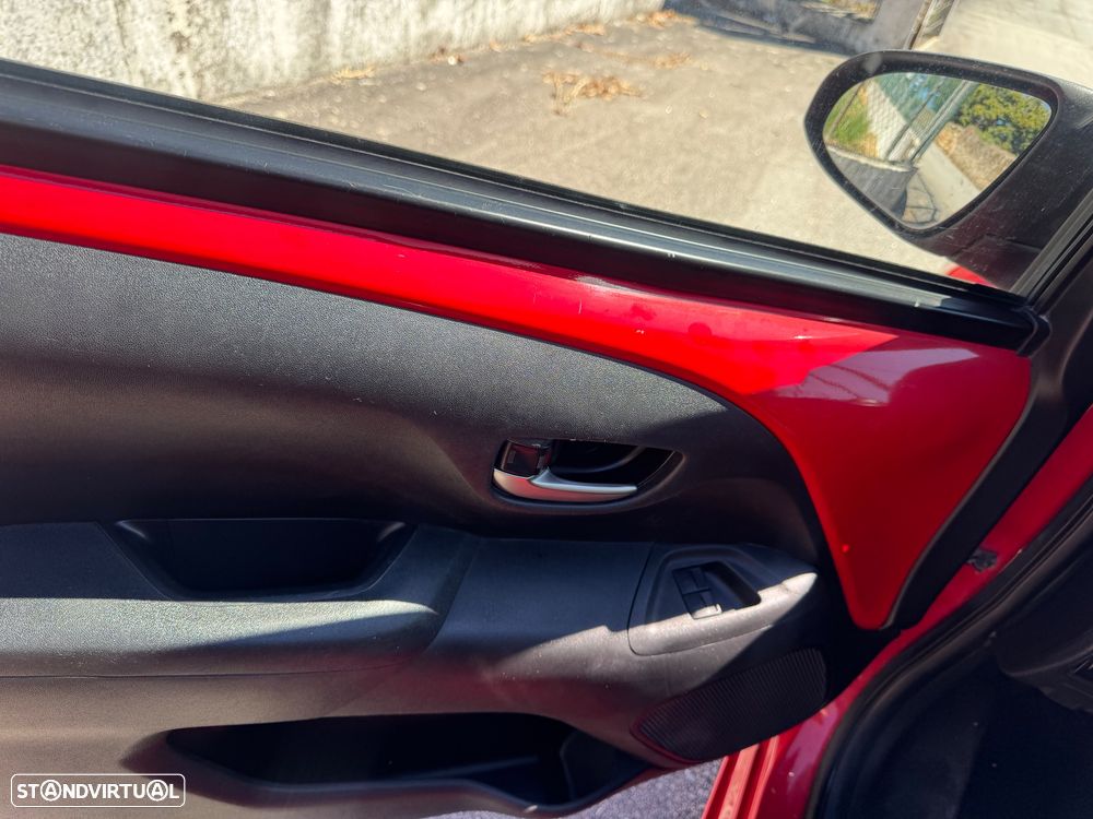 Toyota Aygo 1.0 X-Play Plus+X-Touch MM - 9