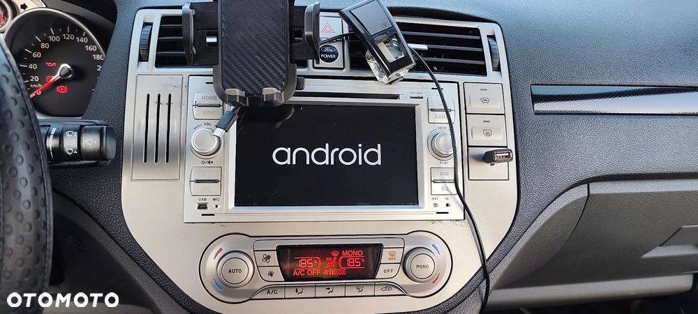 Ford Kuga 2.0 TDCi Titanium - 13