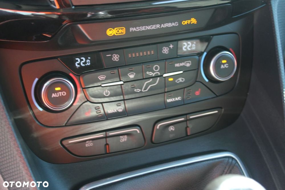 Ford Tourneo Connect - 23