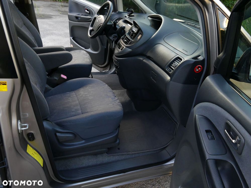 Toyota Previa 2.4 Automatik Luna - 23