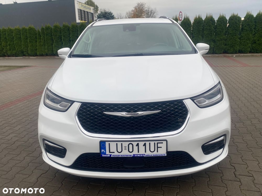 Chrysler Pacifica - 15